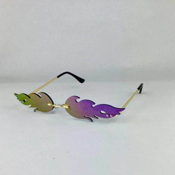 Rimless fire flame shaped sunglasses - Picture 2 of 3